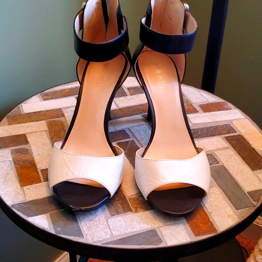 Nine West Graby sandals